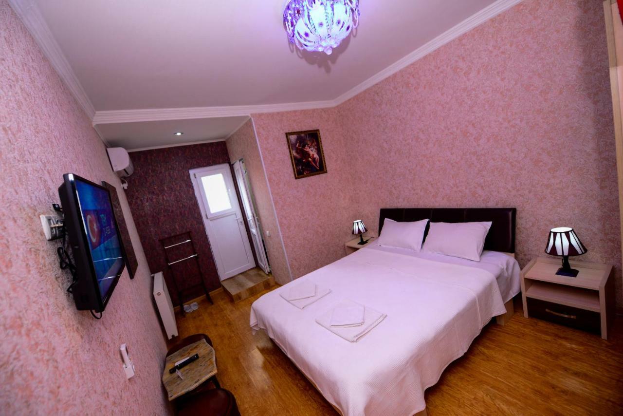 Hotel Mkudro Kutaisi Eksteriør bilde