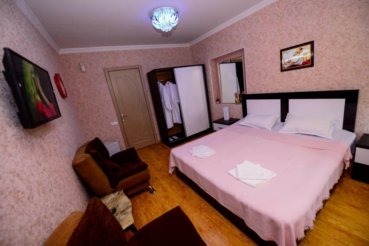 Hotel Mkudro Kutaisi Eksteriør bilde
